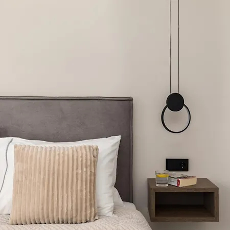 Elit Urban Boutique - Ladadika *